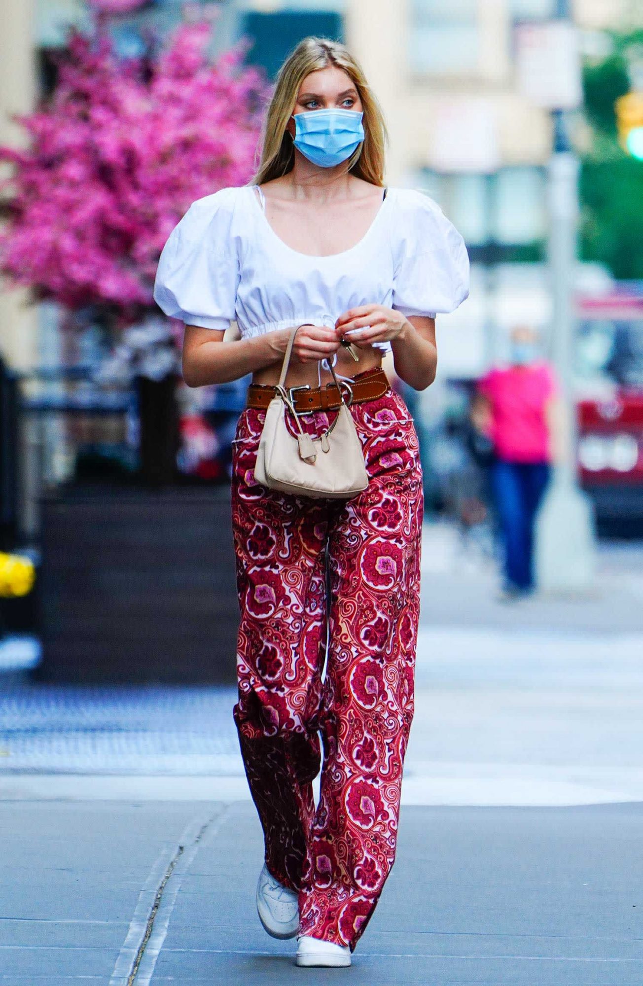 Elsa Hosk elsa-hosk-mask-fashion-3