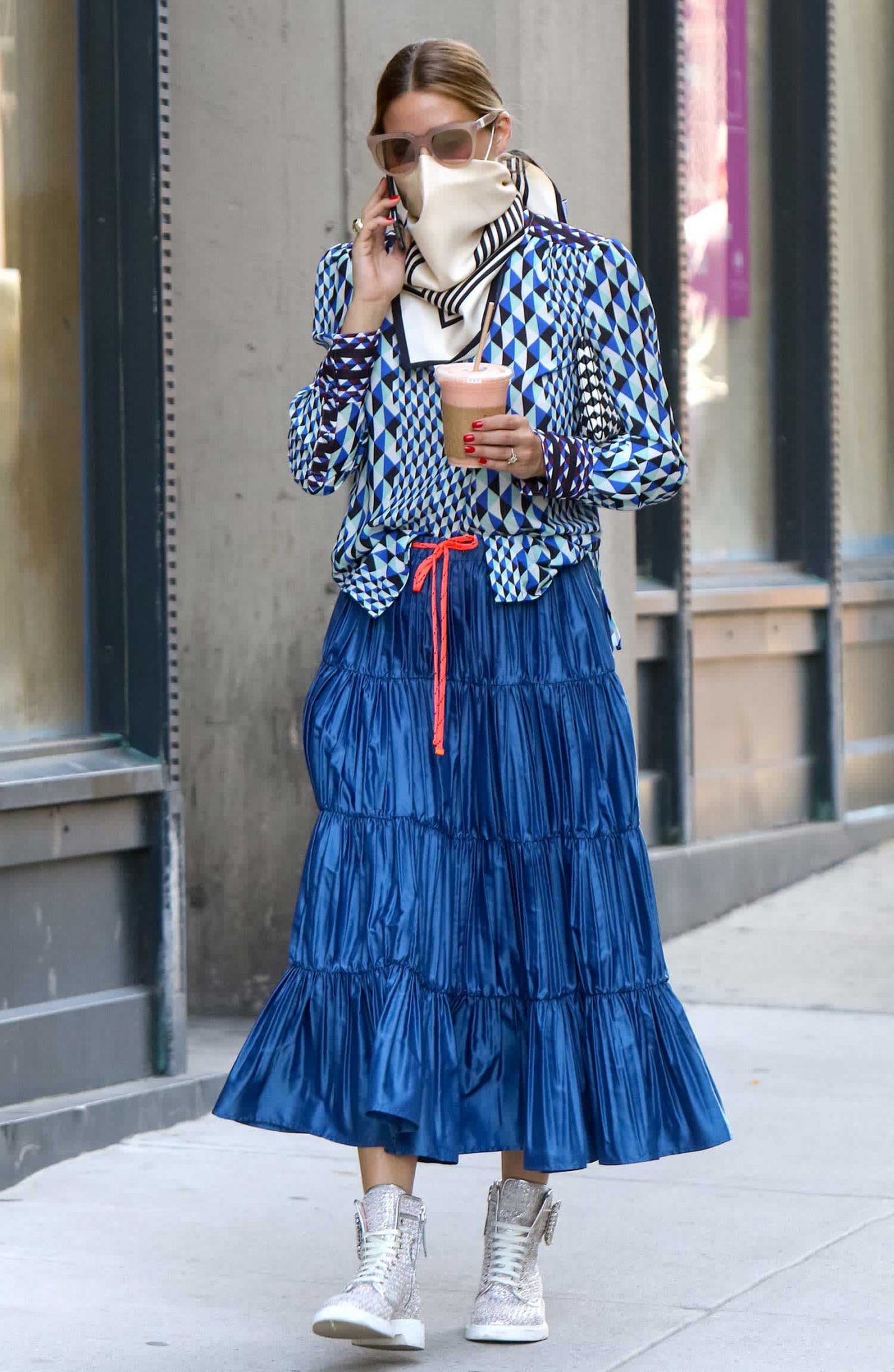 Olivia Palermo olivia-palermo-mask-fashion