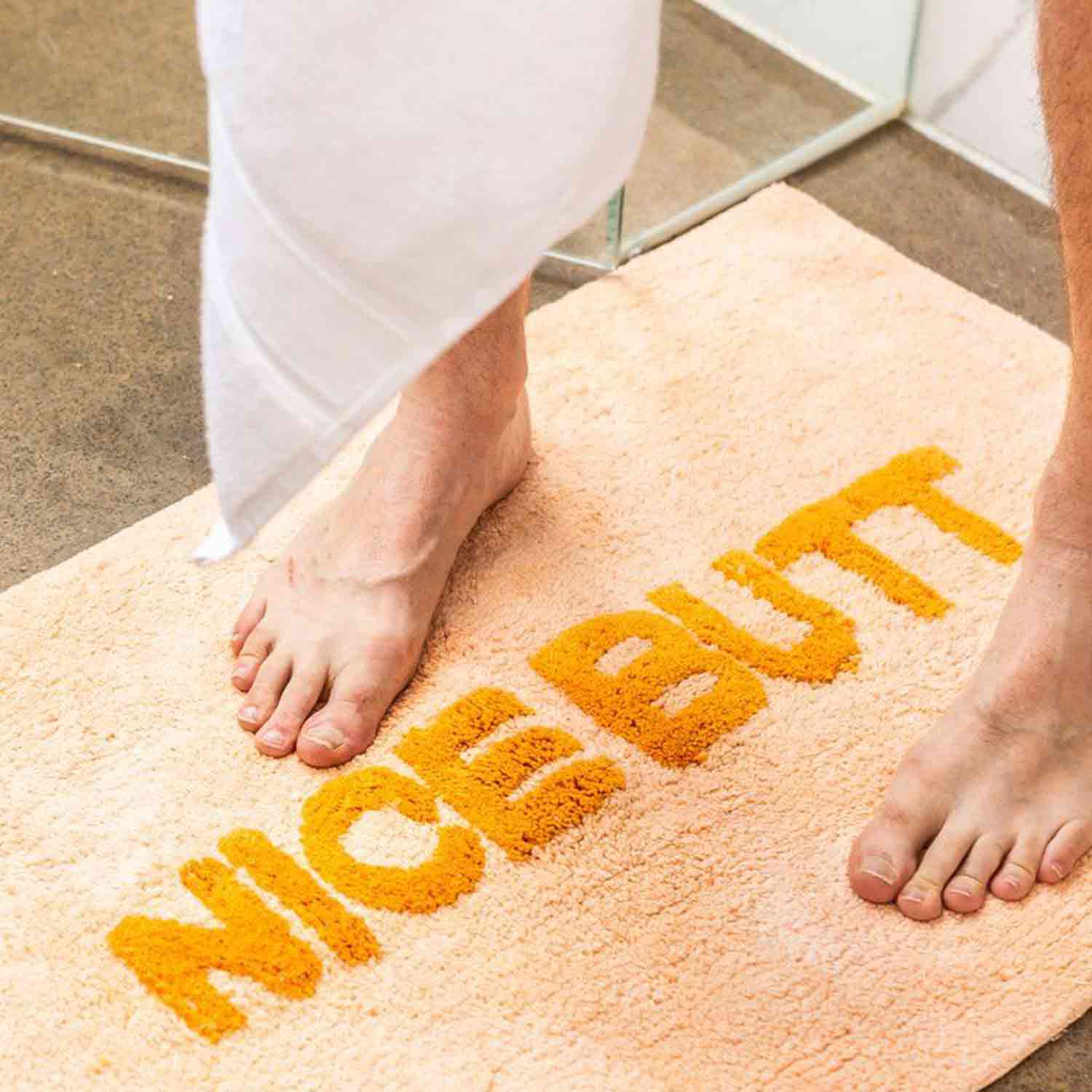 compliment-bath-mat