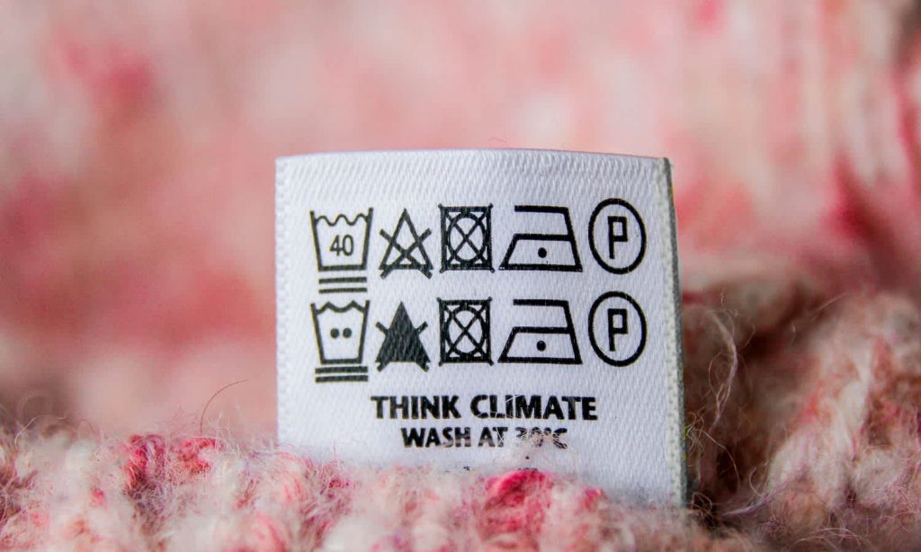 Laundry details on clothing tag