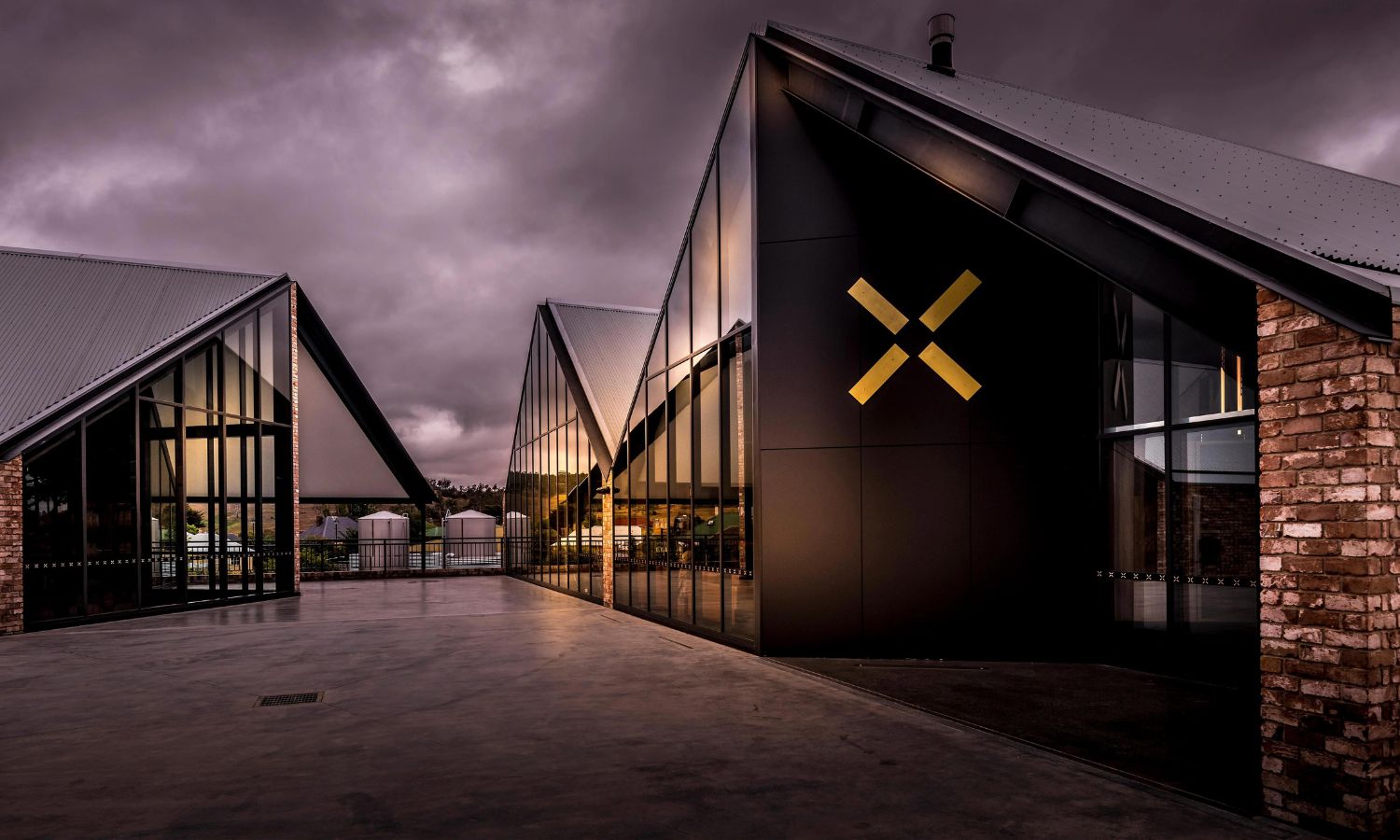 best whiskey distilleries TAS 