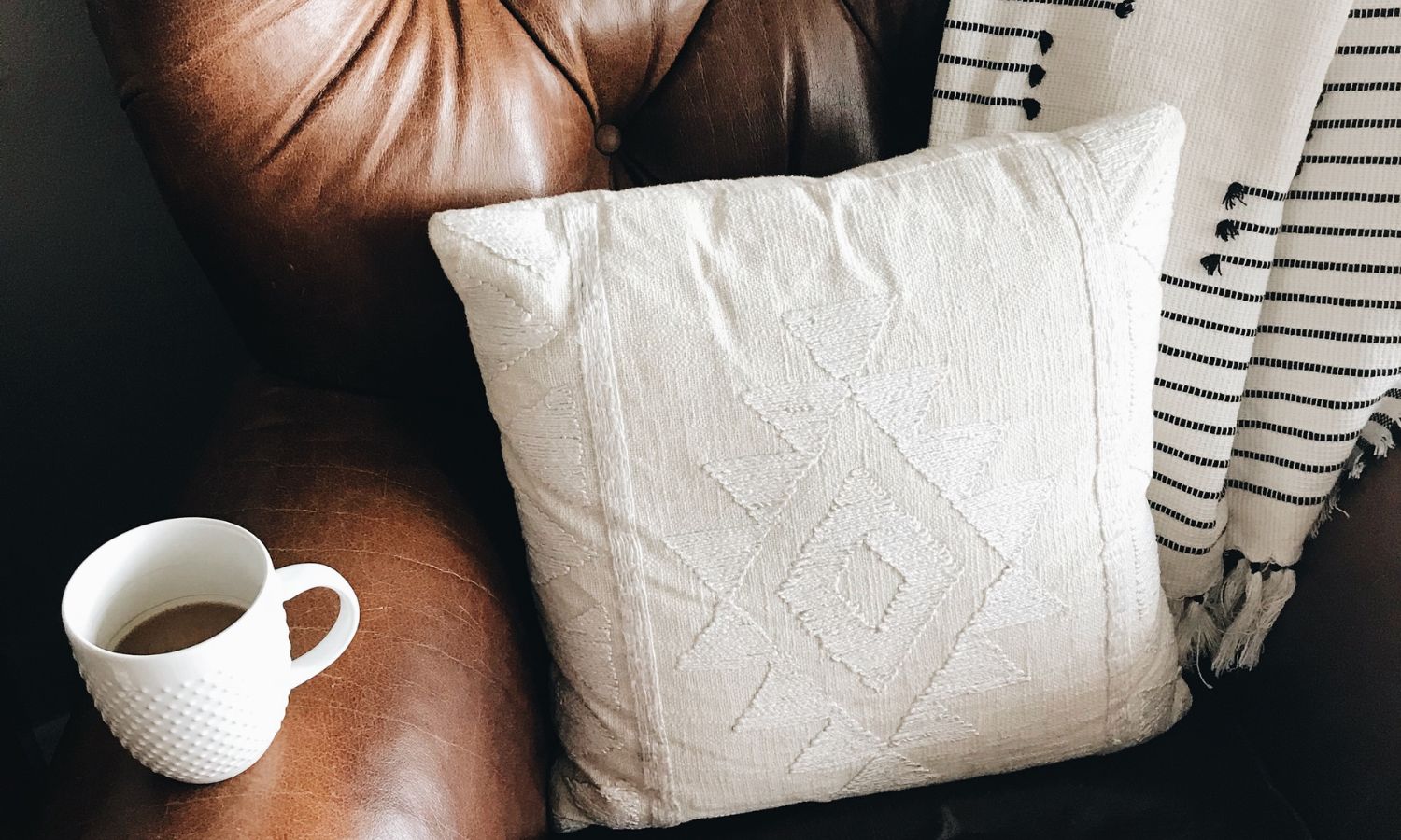 Chocolate brown interior design trend